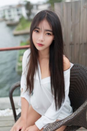 她的业余爱好 电影_剧情片迅雷电影在线